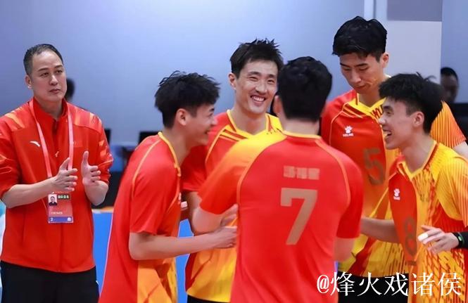 山东男排3-0横扫福建队 勇夺十五运会成年组冠军 山东男排3-0横扫福建队 勇夺十五运会成年组冠军